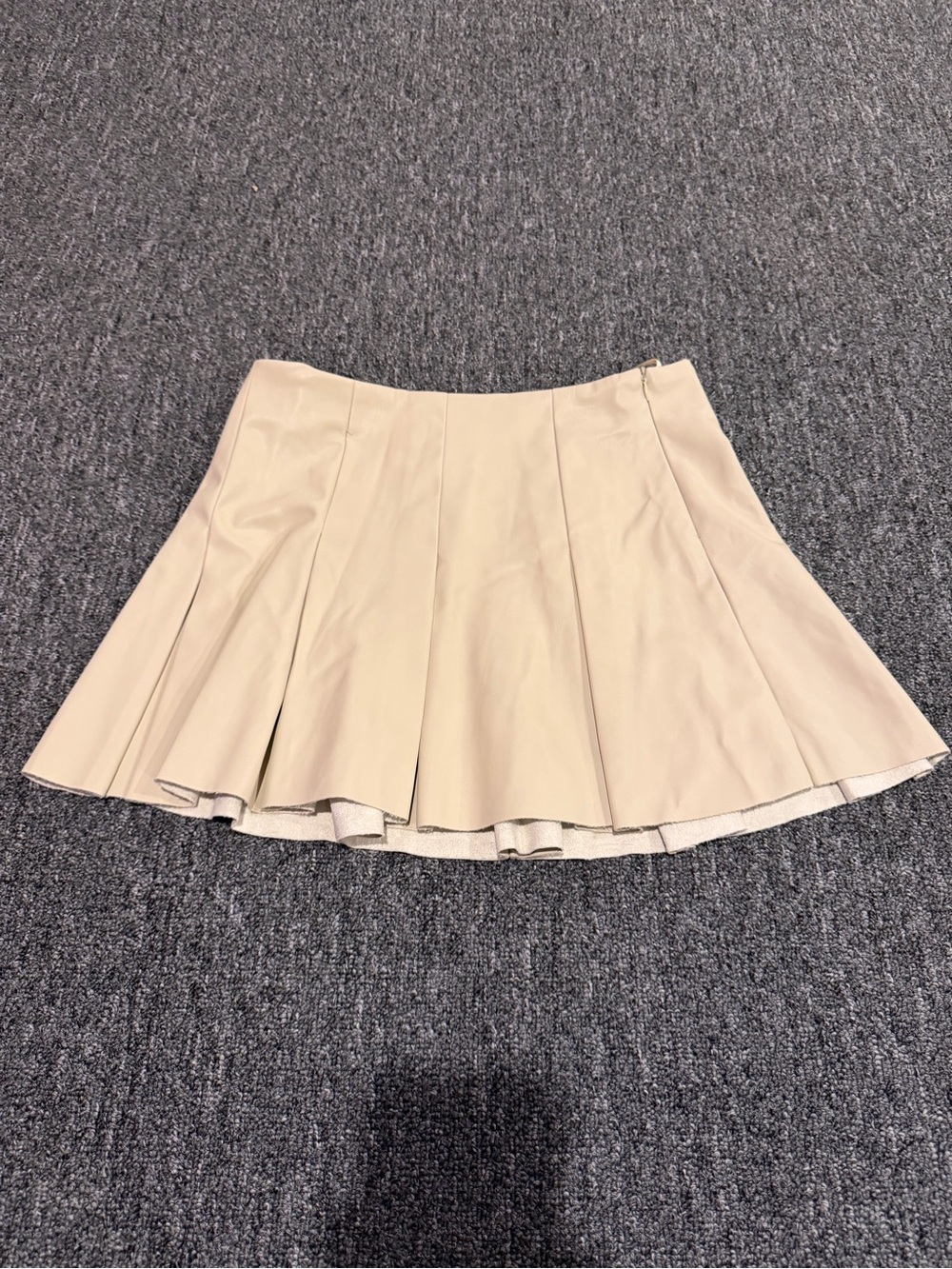 Zara Cream Faux Leather Pleated Mini Skirt Size XS NWT